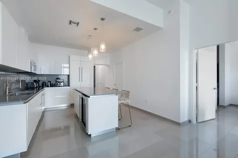 88 SW 7th Street Miami FL 33130