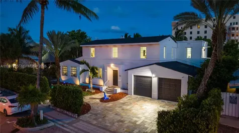 320 Polk Street Hollywood FL 33019