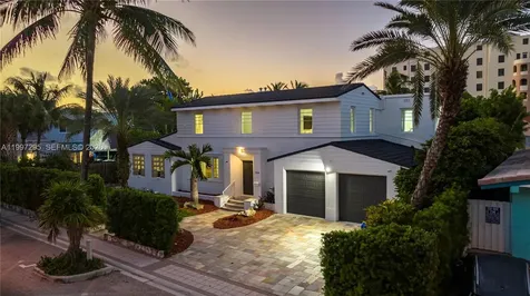 320 Polk Street Hollywood FL 33019