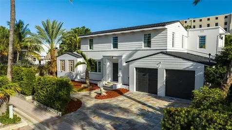 320 Polk Street Hollywood FL 33019