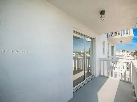 7620 Carlyle Avenue Miami Beach FL 33141