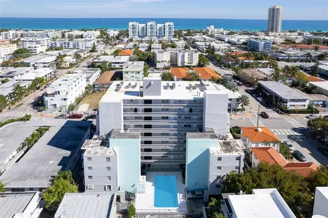 7620 Carlyle Avenue Miami Beach FL 33141