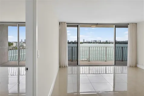 7601 E Treasure Drive North Bay Village FL 33141