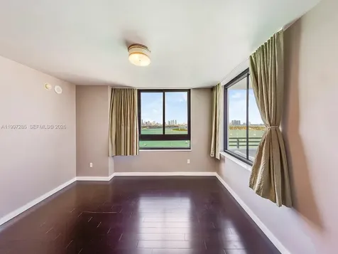 1330 West Avenue Miami Beach FL 33139