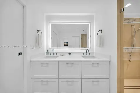 199 Ocean Lane Drive Key Biscayne FL 33149