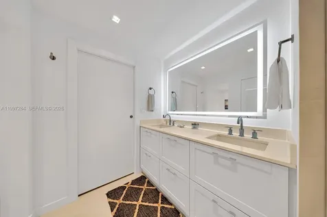 199 Ocean Lane Drive Key Biscayne FL 33149