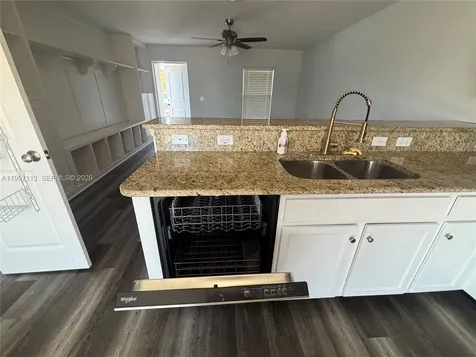 4413 SW 15th Place Cape Coral FL 33914