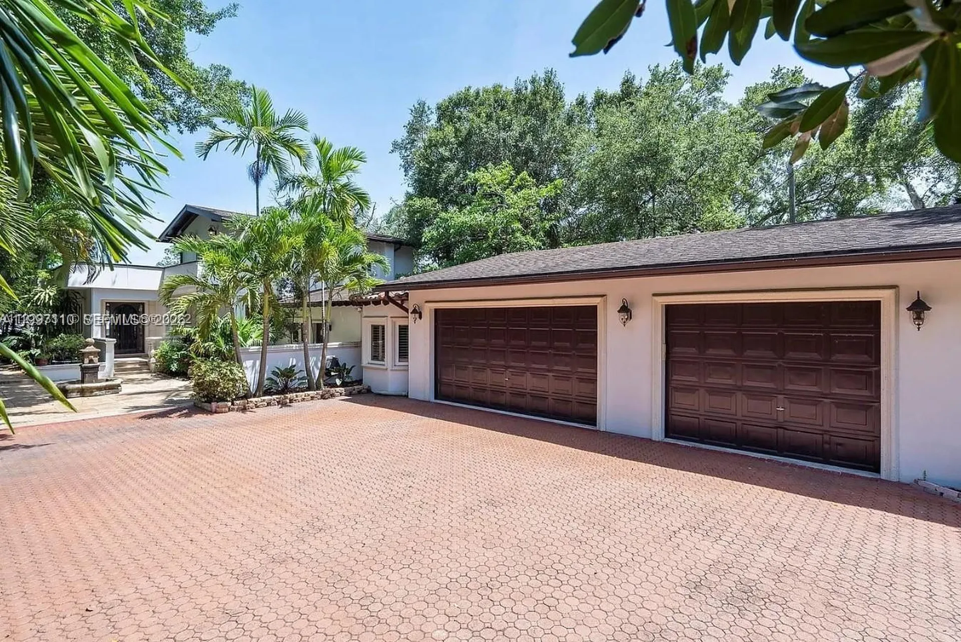 800 SW 12th Fort Lauderdale FL 33312