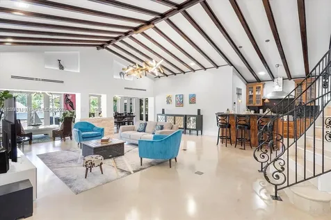 800 SW 12th Fort Lauderdale FL 33312