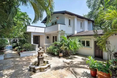 800 SW 12th Fort Lauderdale FL 33312