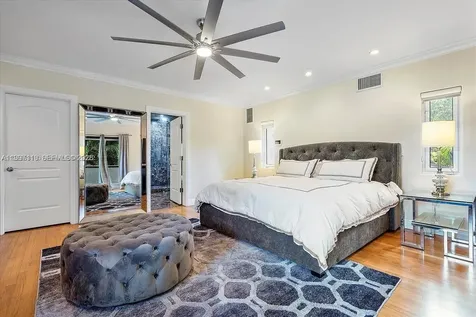 800 SW 12th Fort Lauderdale FL 33312