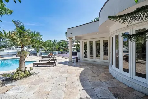 800 SW 12th Fort Lauderdale FL 33312