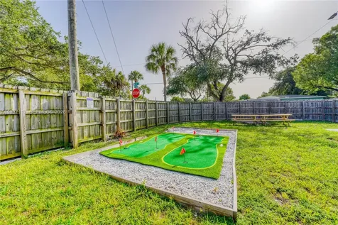 5627 NW 9th Avenue Miami FL 33127