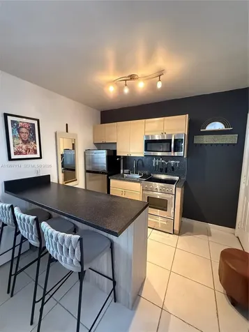 601 Michigan Avenue Miami Beach FL 33139