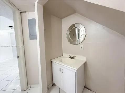 5790 W 26th Avenue Hialeah FL 33016