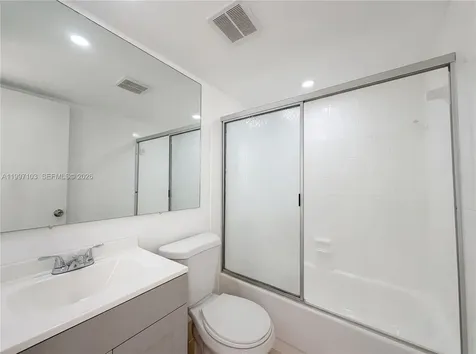 5790 W 26th Avenue Hialeah FL 33016