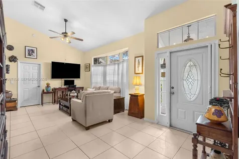 694 SE Karrigan Terrace Port St. Lucie FL 34983
