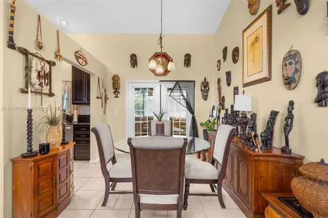 694 SE Karrigan Terrace Port St. Lucie FL 34983