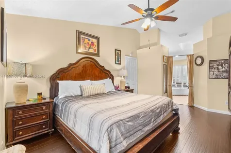 694 SE Karrigan Terrace Port St. Lucie FL 34983