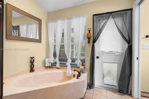 694 SE Karrigan Terrace Port St. Lucie FL 34983