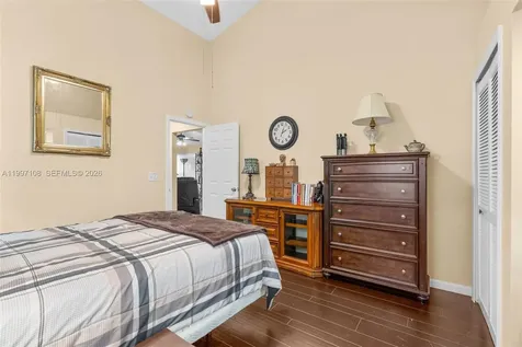 694 SE Karrigan Terrace Port St. Lucie FL 34983