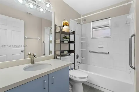 694 SE Karrigan Terrace Port St. Lucie FL 34983