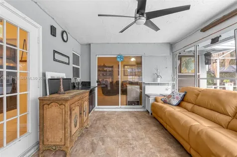 694 SE Karrigan Terrace Port St. Lucie FL 34983