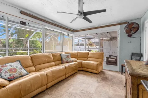 694 SE Karrigan Terrace Port St. Lucie FL 34983