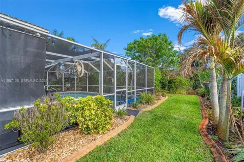 694 SE Karrigan Terrace Port St. Lucie FL 34983