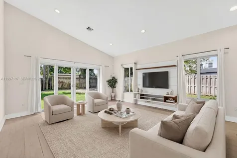 1126 NE 16th Court Fort Lauderdale FL 33305