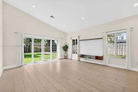 1126 NE 16th Court Fort Lauderdale FL 33305