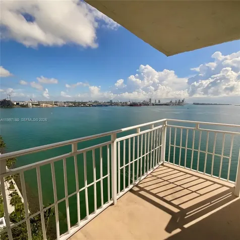 770 Claughton Island Drive Miami FL 33131