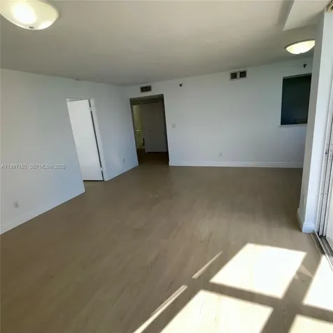 770 Claughton Island Drive Miami FL 33131