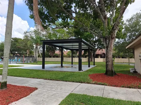 9803 NW 37th Street Sunrise FL 33351
