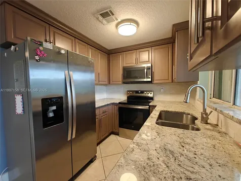 9803 NW 37th Street Sunrise FL 33351