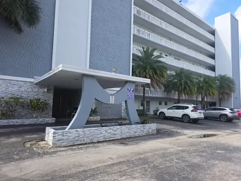 320 NE 12th Avenue Hallandale Beach FL 33009