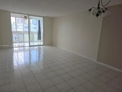 320 NE 12th Avenue Hallandale Beach FL 33009