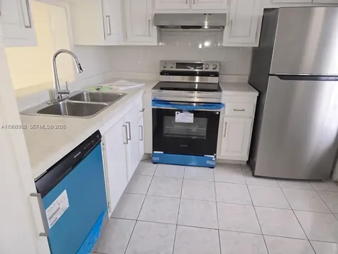 320 NE 12th Avenue Hallandale Beach FL 33009