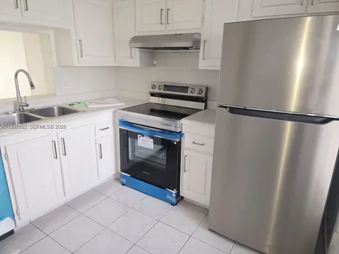 320 NE 12th Avenue Hallandale Beach FL 33009