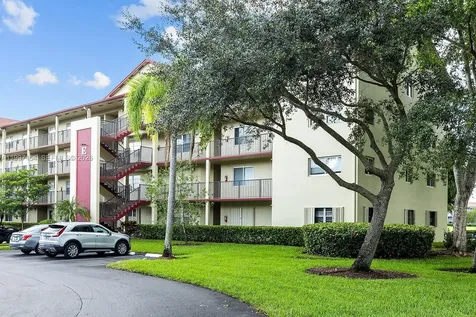 901 SW 128th Avenue Pembroke Pines FL 33027