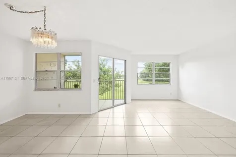 901 SW 128th Avenue Pembroke Pines FL 33027