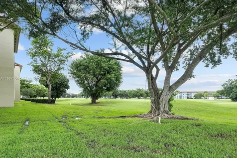 901 SW 128th Avenue Pembroke Pines FL 33027
