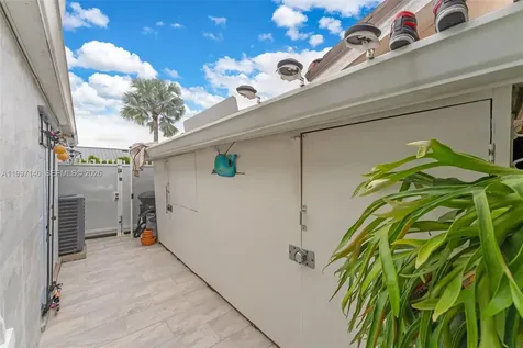 13935 SW 10th Street Miami FL 33184