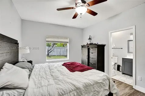 1201 NW 192nd Lane Pembroke Pines FL 33029