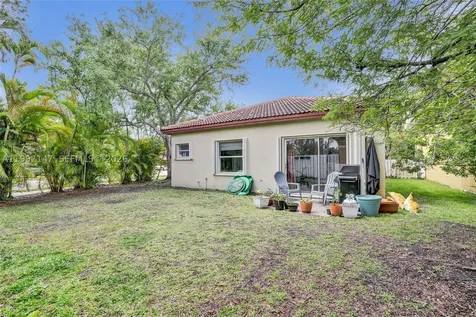 1201 NW 192nd Lane Pembroke Pines FL 33029