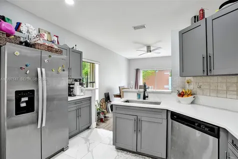 1201 NW 192nd Lane Pembroke Pines FL 33029