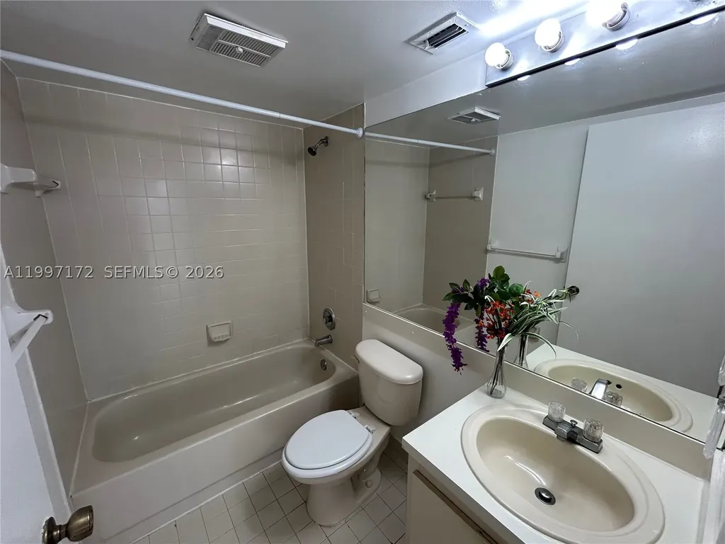 5200 NW 31st Avenue Fort Lauderdale FL 33309
