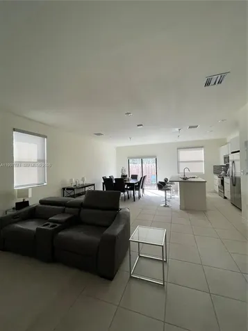 10437 NW 82nd Street Doral FL 33178