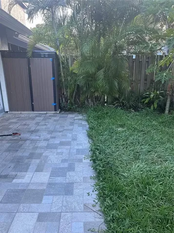 9724 SW 142 Place Miami FL 33186