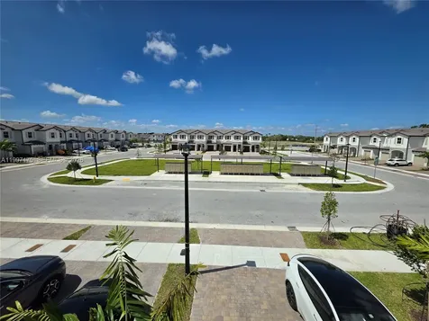 2739 SE 25th Avenue Homestead FL 33035